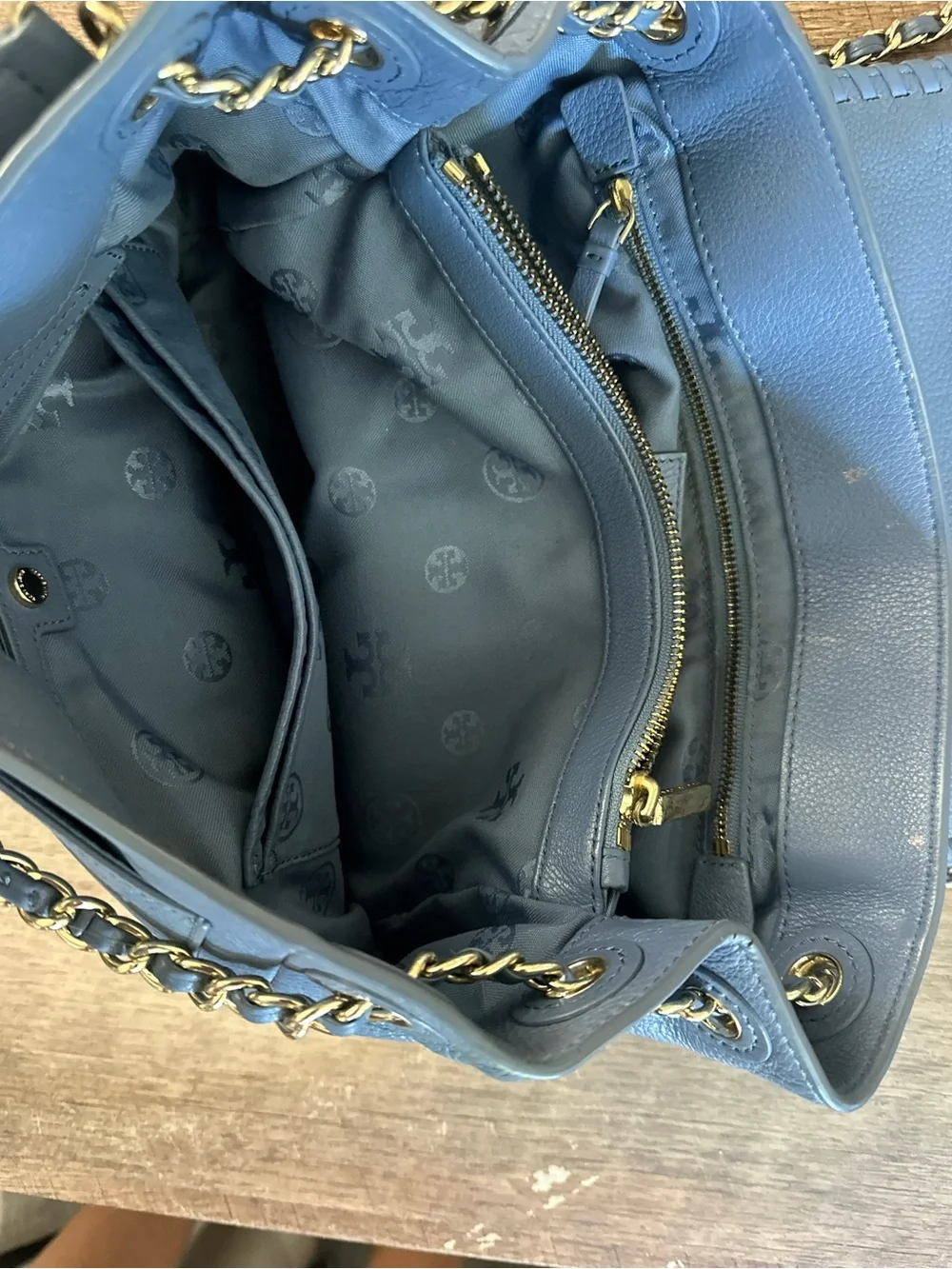 Tory Burch authentic tory